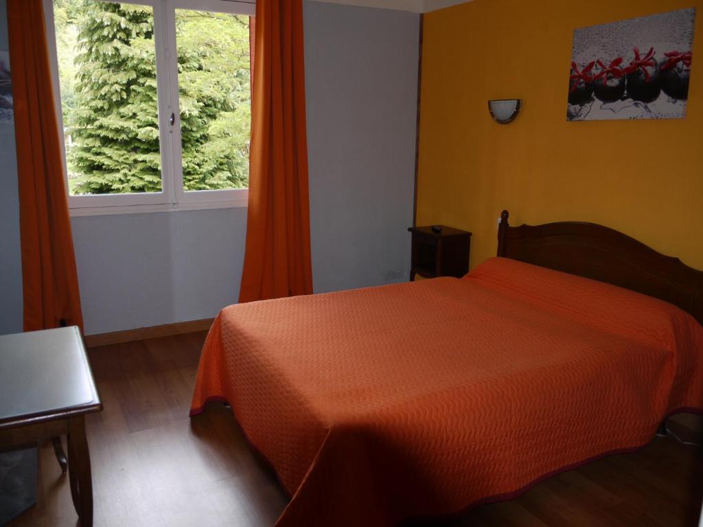 Hotel Le Castelet Акс-ле-Терм Стая снимка