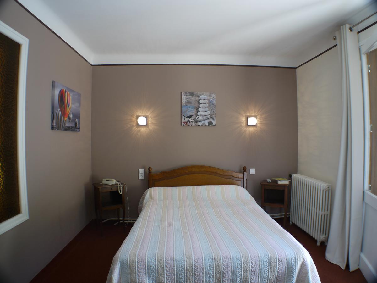 Hotel Le Castelet Акс-ле-Терм Екстериор снимка